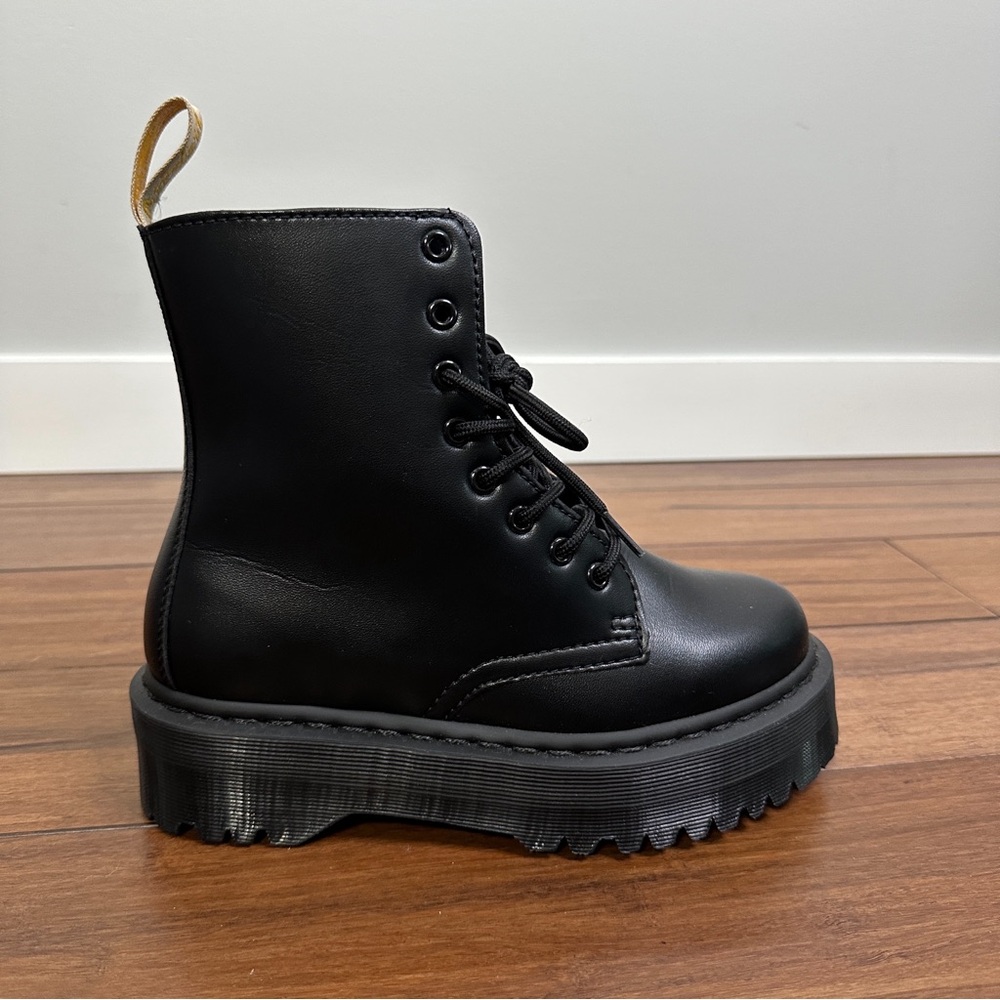 NWOT Jadon II Vegan Leather Dr Martens Sz 8 - Picture 6 of 13
